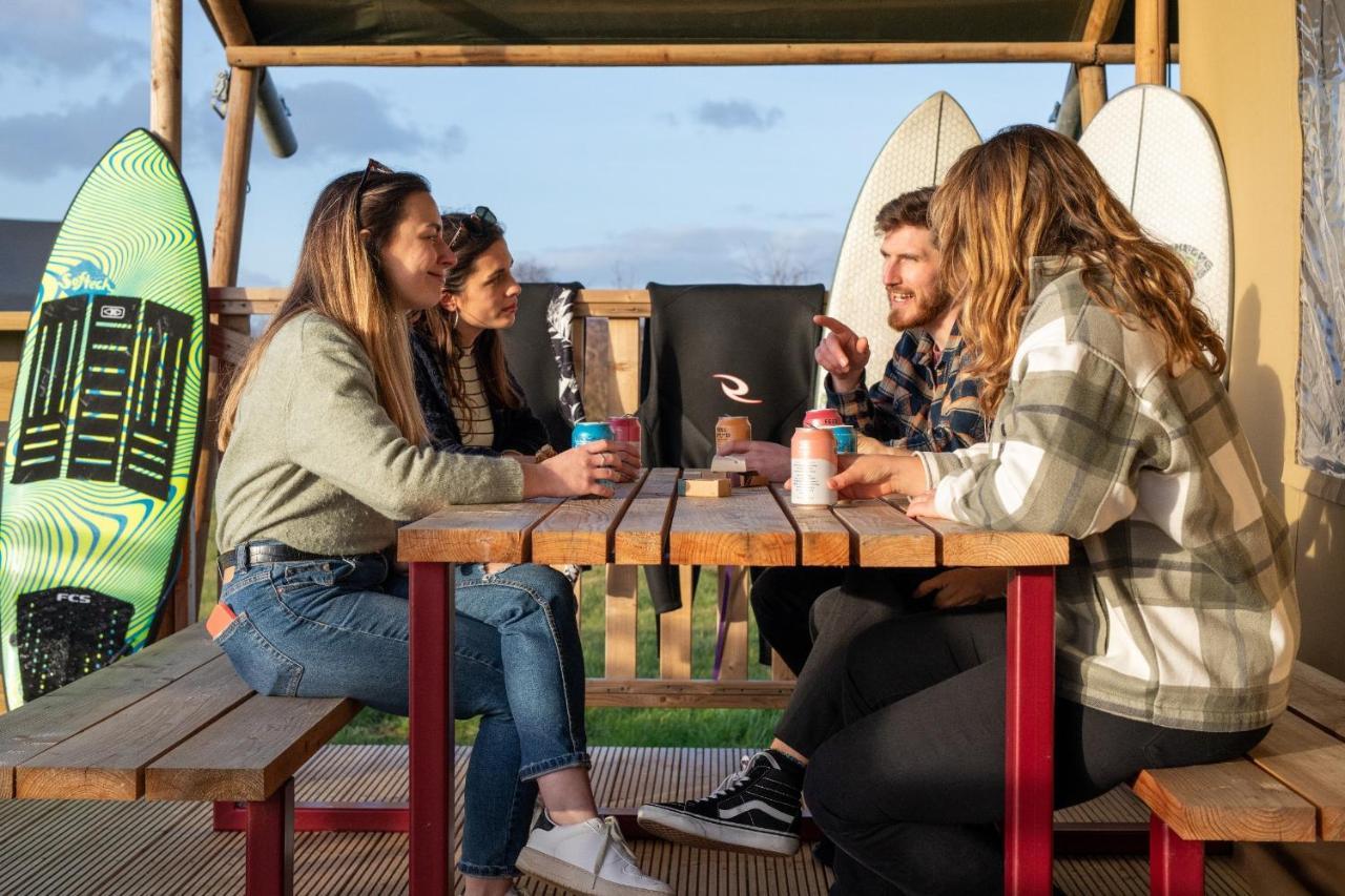 The Camp At The Wave Ξενοδοχείο Μπρίστολ Εξωτερικό φωτογραφία