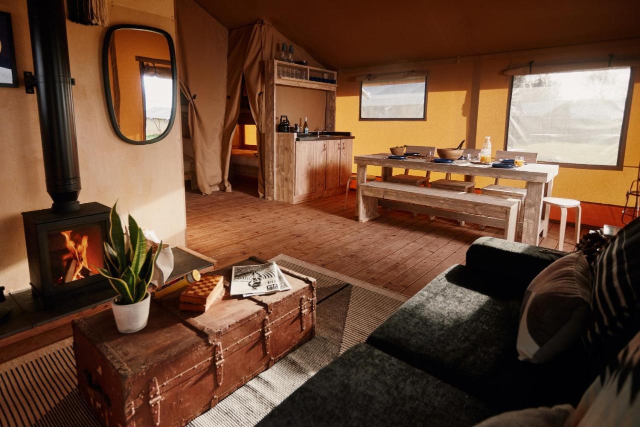 The Camp At The Wave Ξενοδοχείο Μπρίστολ Εξωτερικό φωτογραφία