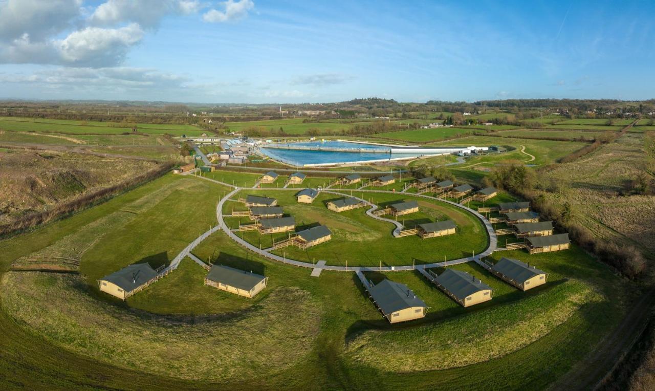 The Camp At The Wave Ξενοδοχείο Μπρίστολ Εξωτερικό φωτογραφία